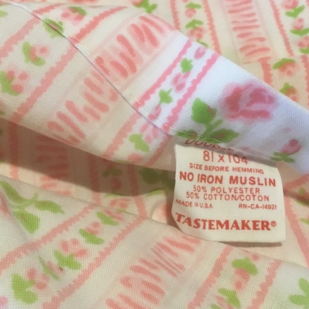 VTG Tastemaker Colorful Double Flat Sheet Cotton Blend Roses Cottagecore Shabby